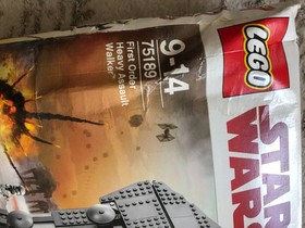 LEGO Star Wars: First Order Heavy Assault Walker (75189)