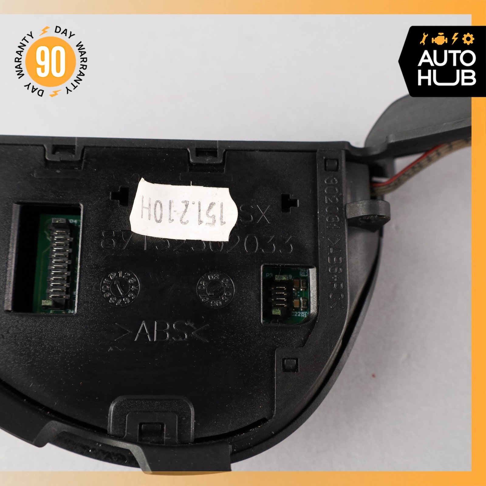 04-19 Maserati GranTurismo M145 Left Side Steering Wheel Button Switch OEM 58k