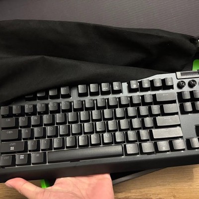 Razer BlackWidow V4 - Low Profile - TKL - HyperSpeed - Wireless