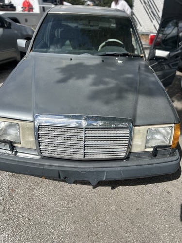 1991 Mercedes-Benz 300-Series E