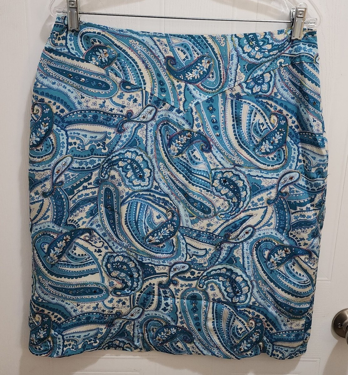 Worthington Straight Pencil Skirt Embellished Sequin 100% Silk Blue Paisly  Sz 12