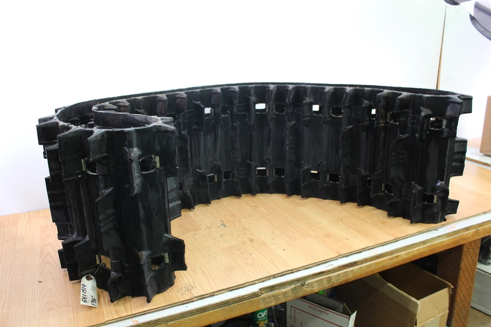 Polaris 700 RMK 2002 pista 136"X15"X2" Foto 2 de 4