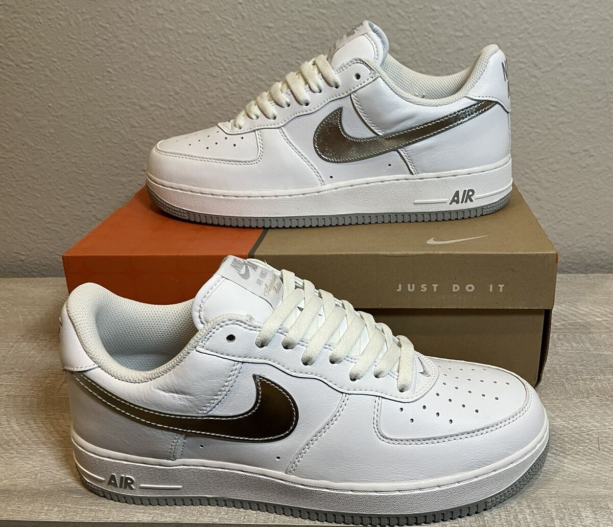 NIKE / AIR FORCE 1 LOW RETRO / Mens Size 11 / Anniversary NIKE / AIR FORCE 1 LOW RETRO / Mens Size 11 / Anniversary