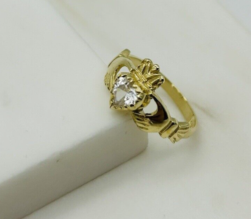 375 9ct Yellow Gold Diamond Heart Claddagh Ring Brand New Gift Boxed - Picture 5 of 8