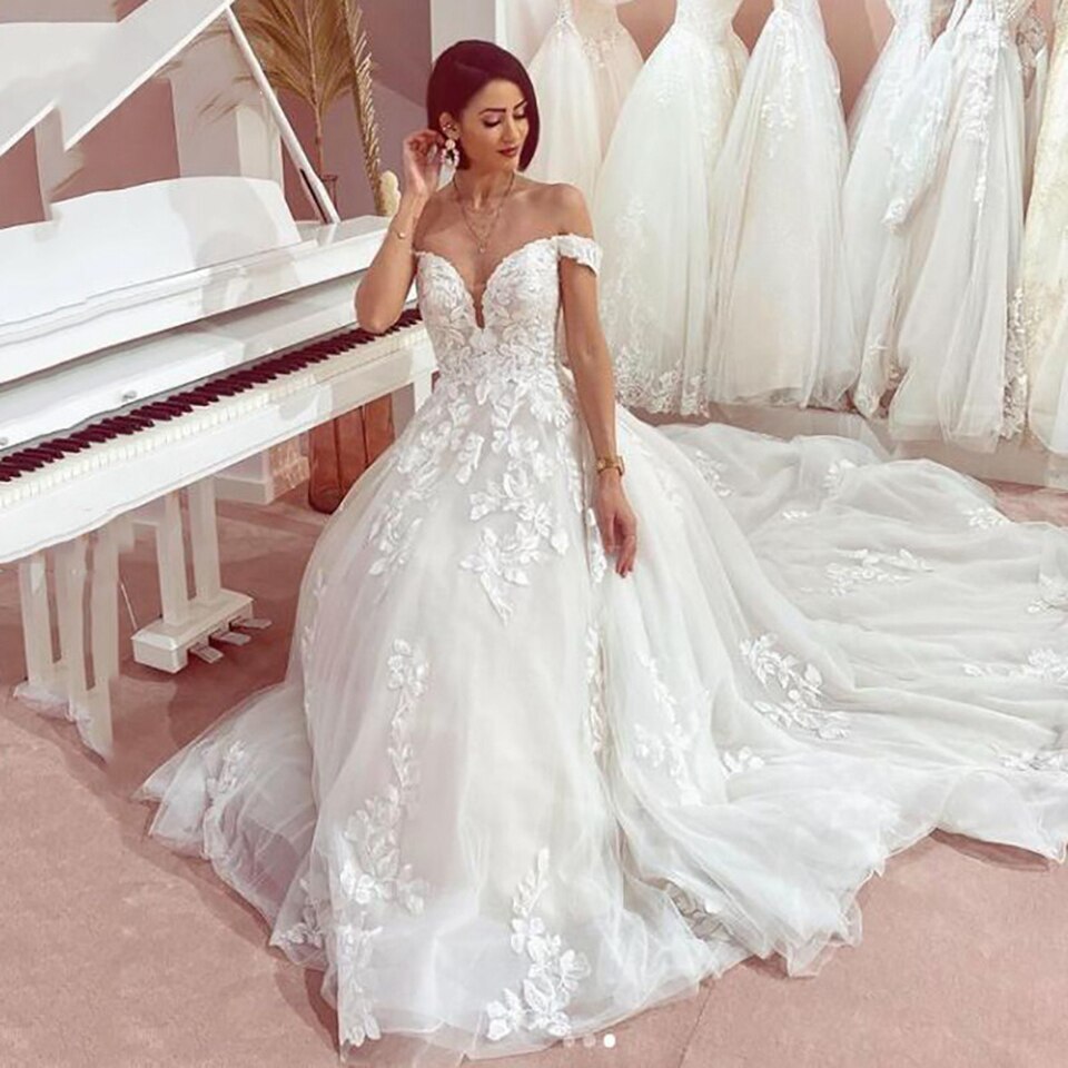 Elegante Lace Wedding Dresses Off Shoulder Tulle Applique