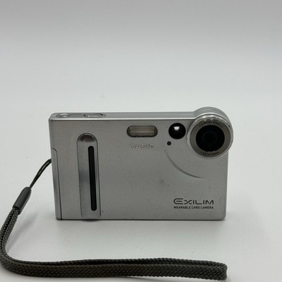 Casio Exilim EX-S2 Digital Camera   Ultra Slim Wearable Card Camera RARE*** 
