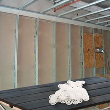 100 Plastic Washers for Fixing Insulation Panels in Construction Projects