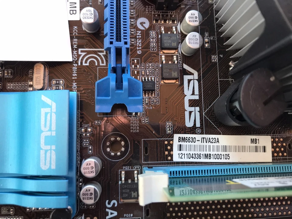 Scheda madre LGA 1155 ASUS P8H61-M BM6630 CPU Intel Core i5-2400 8GB DDR3 RS-232 - Immagine 2 di 4