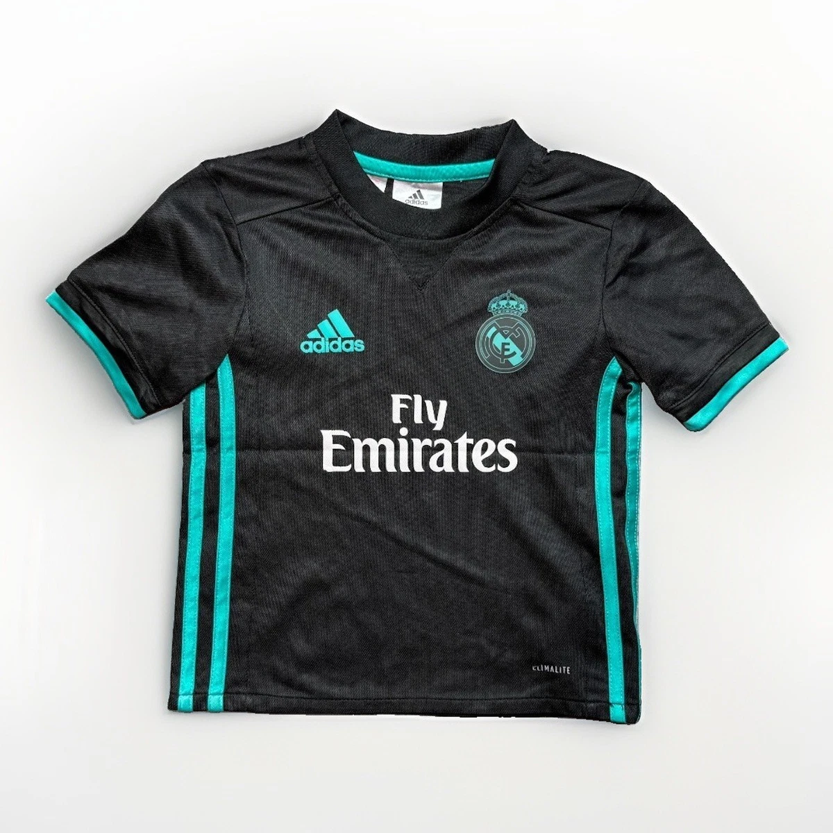 25+ Real Madrid Black International Club Soccer Fan Shirts for