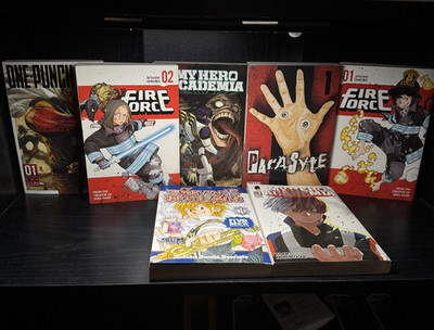 Manga Lot Of 7- Fire Force, My Hero Academia, One Punchman, Parasyte ''READ DESC''