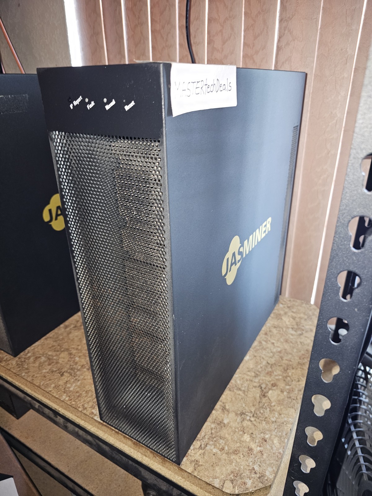 Jasminer X16-Q – Quiet 1950 MH/s 8GB ETChash/ETHash Miner – Original Packaging