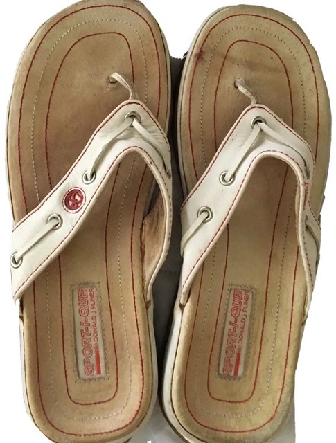 donald pliner flip flops