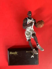CHAUNCEY BILLUPS DETROIT PISTONS STATUE FIGURINE MR. BIG SHOT NIB