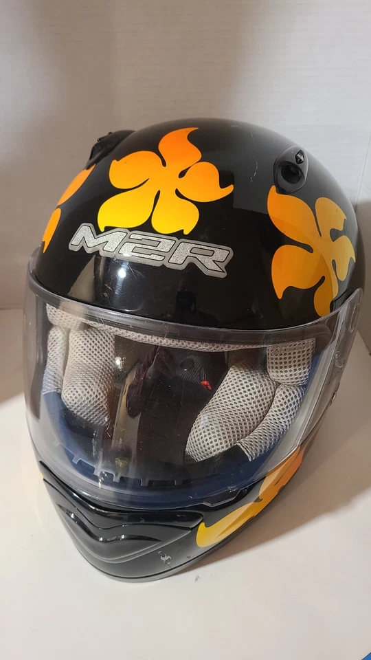 M2R Snell  m2005 Full Face Motorcycle Helmet W/ Visor Groovy Flower Power. As Is - Image 3 of 4