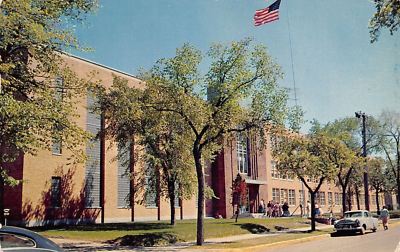 St Cloud Minnesota~State College~Stewart Hall~Students on Steps~1950s Car~PC