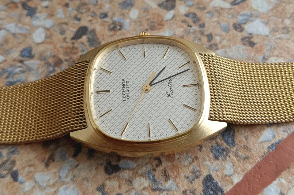 Reloj de Vestir Vintage Technos Cuarzo Hecho en Suiza Extra ESA 927.001 Foto 4 de 4