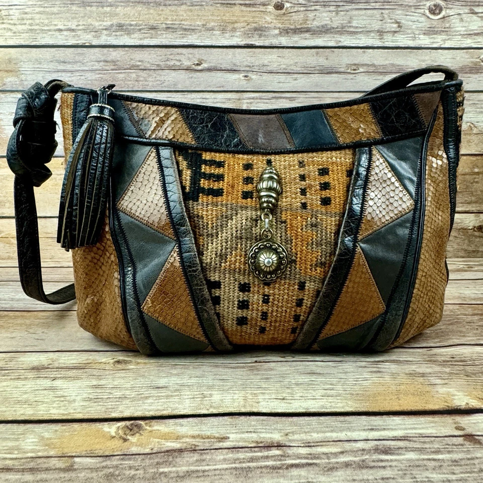 Vintage Sharif Women’s Leather Reptile & Kilim Bohemian Boho Purse with Tassle - Image 3 of 4