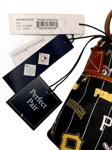 Bolso bandolera Dooney & Bourke MLB Pittsburgh Pirates - par de cajas de monedas precio de venta sugerido por el fabricante $218 - Imagen 5 de 8