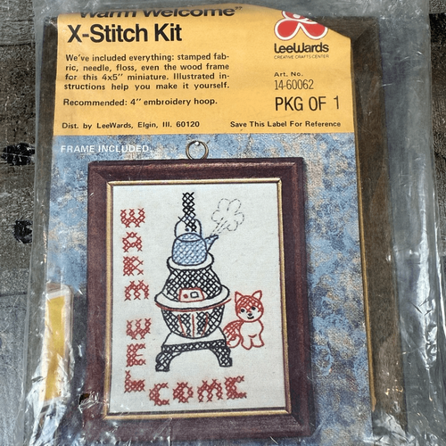 LeeWards ricamo punto croce benvenuto caldo 4"x5" gatto vecchia stufa nuovo - Foto 2 di 3