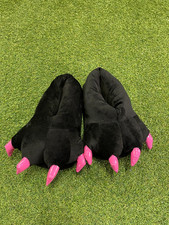 Monster Paw Slip On Slippers Mens 10 Black Plush Furry Animal Feet w/ Pink Claws
