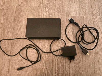 Original Nintendo Switch Dockingstation inkl. Netzteil und HDMI Kabel