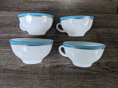 PYREX TURQUOISE BLUE GOLD TRIMMED COFFEE CUPS  x4 !GUC PLEASE READ FREE USA SHIP