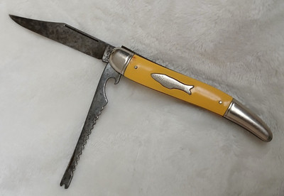 Vintage 1950's Imperial 2-Blade Yellow Fish Knife w/ Fish Shield Logo SHARP!