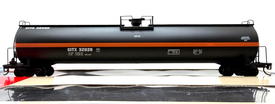 HO WALTHERS 932-27304 33,000 GALLON LPG TANK CAR 2 PACK CITIES SERVICE CITX - Image 3 of 3