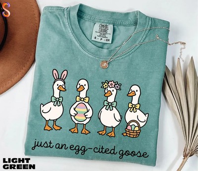 just an egg cited goose happy easter silly funny easter Comfort Tee