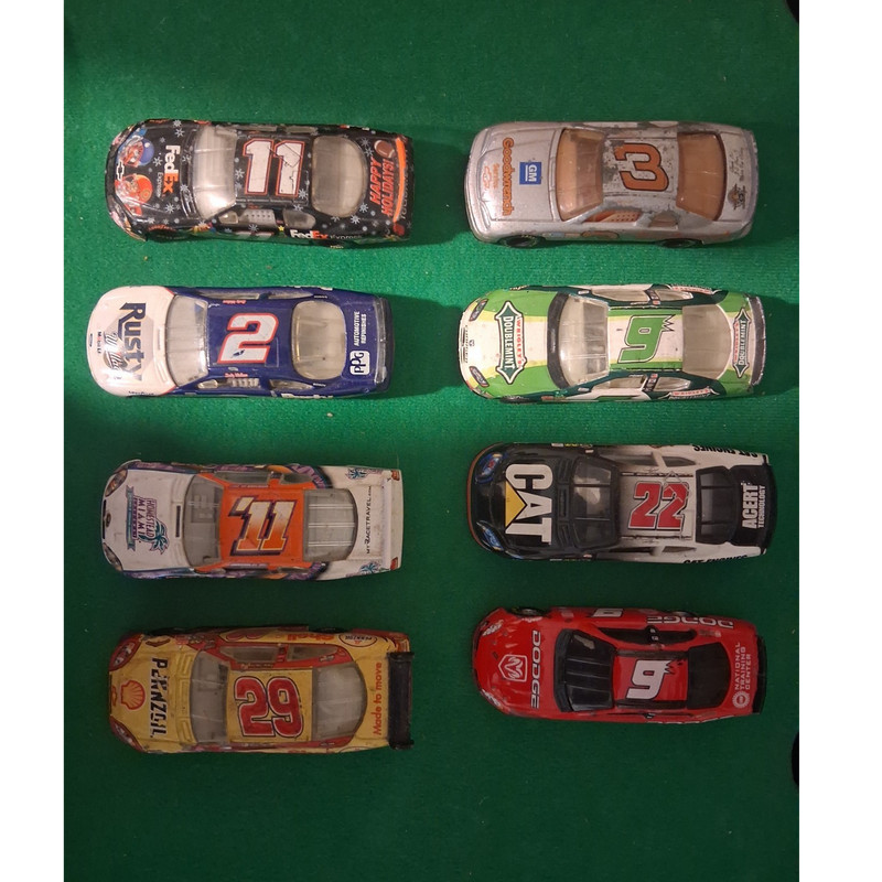  1:64 Diecast Stock Car NASCAR Lot of 8 ( rough shape) but still a few good ones
