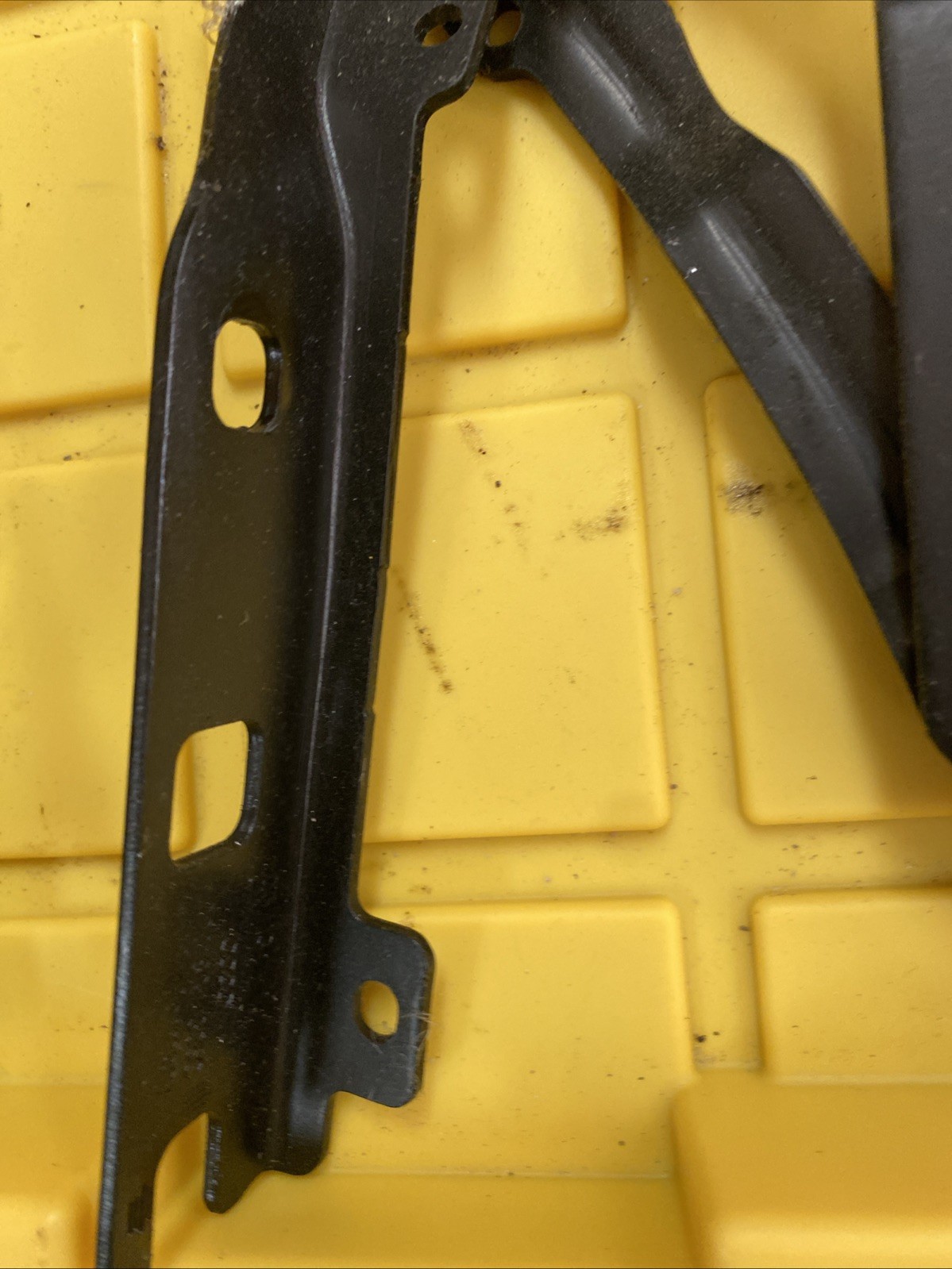 Audi R8 2014-2015 REAR+RIGHT Trunk latch