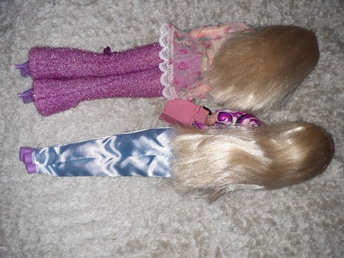 2 x Vintage 1990s Barbie Doll - Blonde Haired wearing Sleep Chill Out outfits - Picture 6 of 6