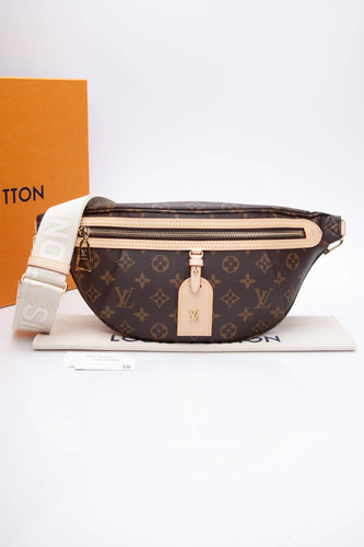 Louis Vuitton Limited Edition White Multicolor Mink Les Extraordinaires  Bumbag Bag - Yoogi's Closet