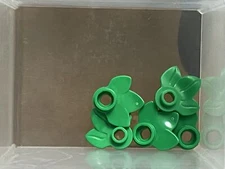 LEGO Parts - Bright Green Plant Plate Round 1 x 1 3 Leaves - No 32607 - QTY 5
