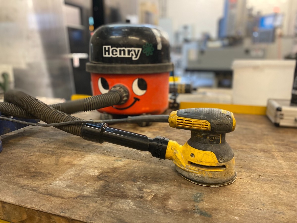 Edwards マウスパイプ　テナーバス用 Adaptor for Dewalt DWE6423 Sander (Airlock Connection) to Henry