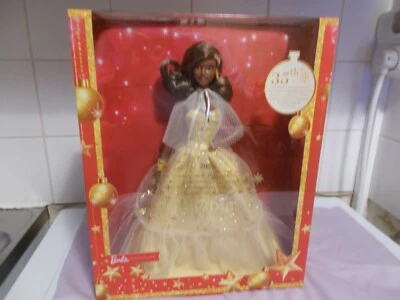 poupée Barbie Signature 2023, métisse - Photo 1/4
