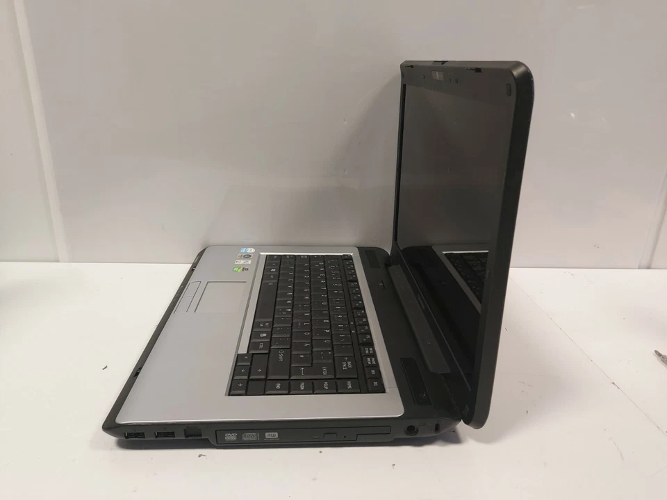 Toshiba Satellite A200-2BL / Difettoso, Pezzi Di Ricambio Vedi Descrizione #Z15 - Immagine 3 di 4