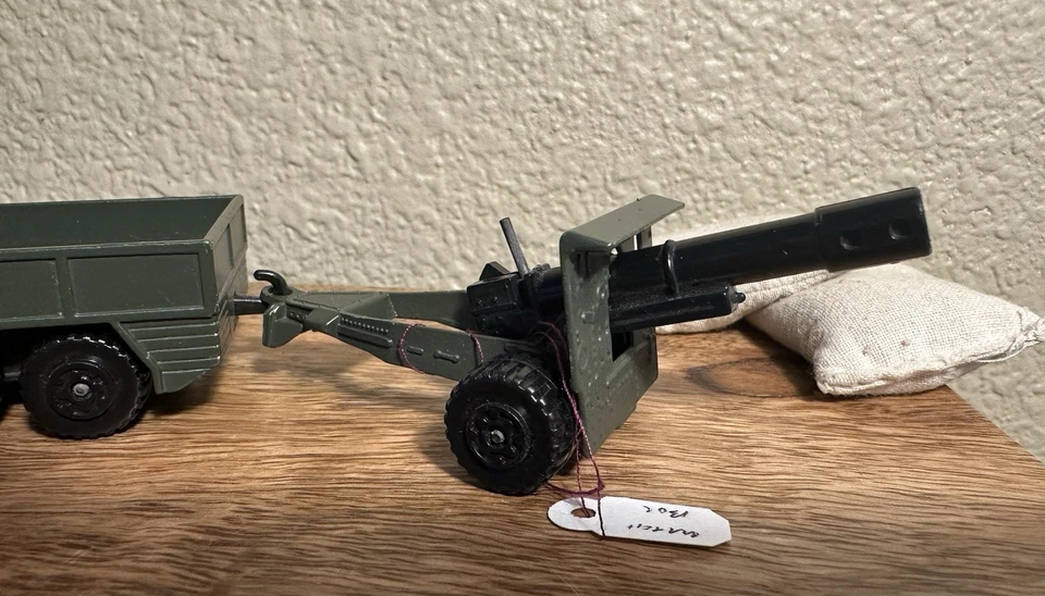 Matchbox Battle Kings Artillery Truck Tank K116 w/ Britains Army Field Gun - Image 4 of 4