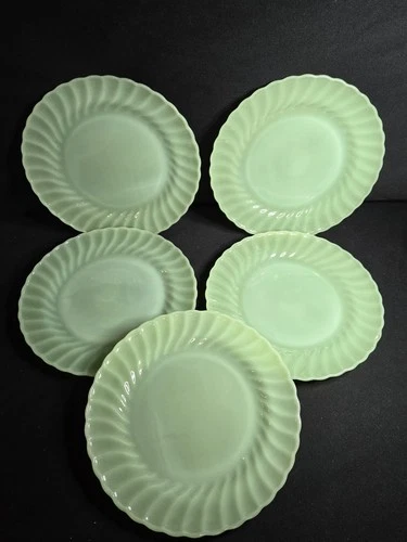 5 Vintage Anchor Hocking Fire King Jadeite Shell Swirl Dinner Plates 10 Inch