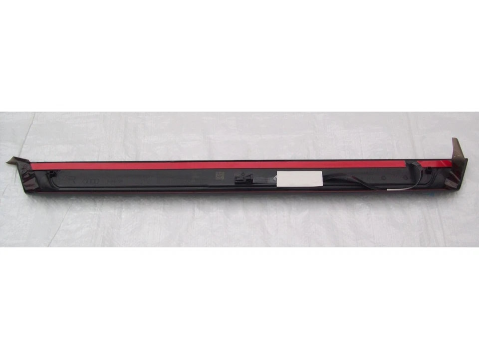 Audi Q3 F3 Sportback Sill Scuff Plate Genuine Front Right 83A947418 2019 onward - Image 3 of 4