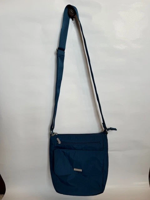 Bolsa de ombro azul Bagalini e bolsa de ombro de palha - Imagem 2 de 4