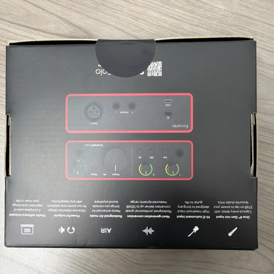 Focusrite Scarlett Solo 4th Gen USB Audio Interface with Scarlett Mic Pre - Image 2 of 3