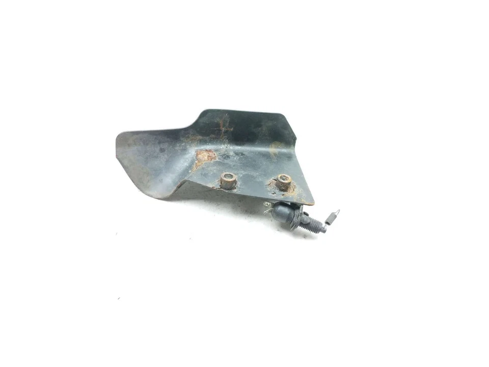 07 Suzuki M109R VZR1800 pinça de freio traseira escudo térmico - Imagem 2 de 4