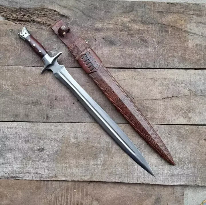 Espada Vikinga Clásica Hoja de Acero al Carbono Hecha a Mano Personalizada | Caza | 30 pulgadas Foto 2 de 4