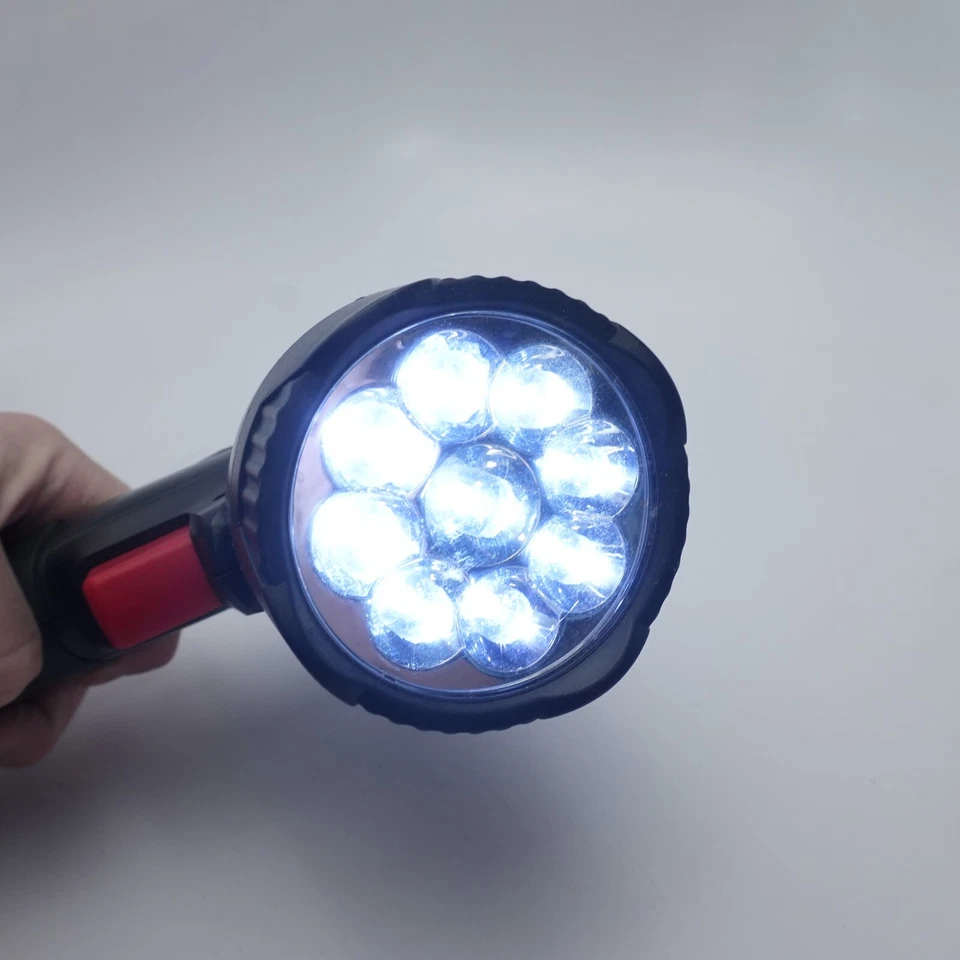 LINTERNA LED DRILL MASTER MODELO 62872 68287 69652 18 VOLTIOS Luz de Trabajo Foto 2 de 4