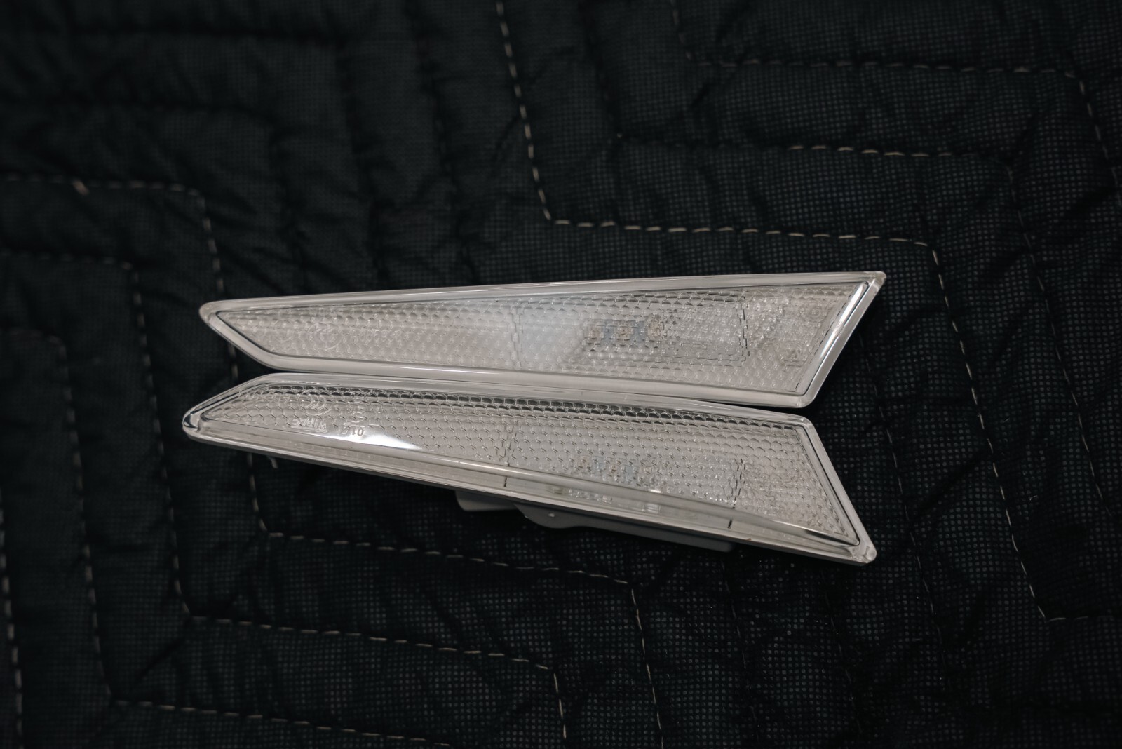 FOR LAMBORGHINI AVENTADOR LP700 FRONT LH RH SIDE MARKER LIGHT OEM