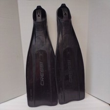 Cressi Pro Star Full Foot Scuba Diving and Snorkeling Fins. Size 8.5-9.5