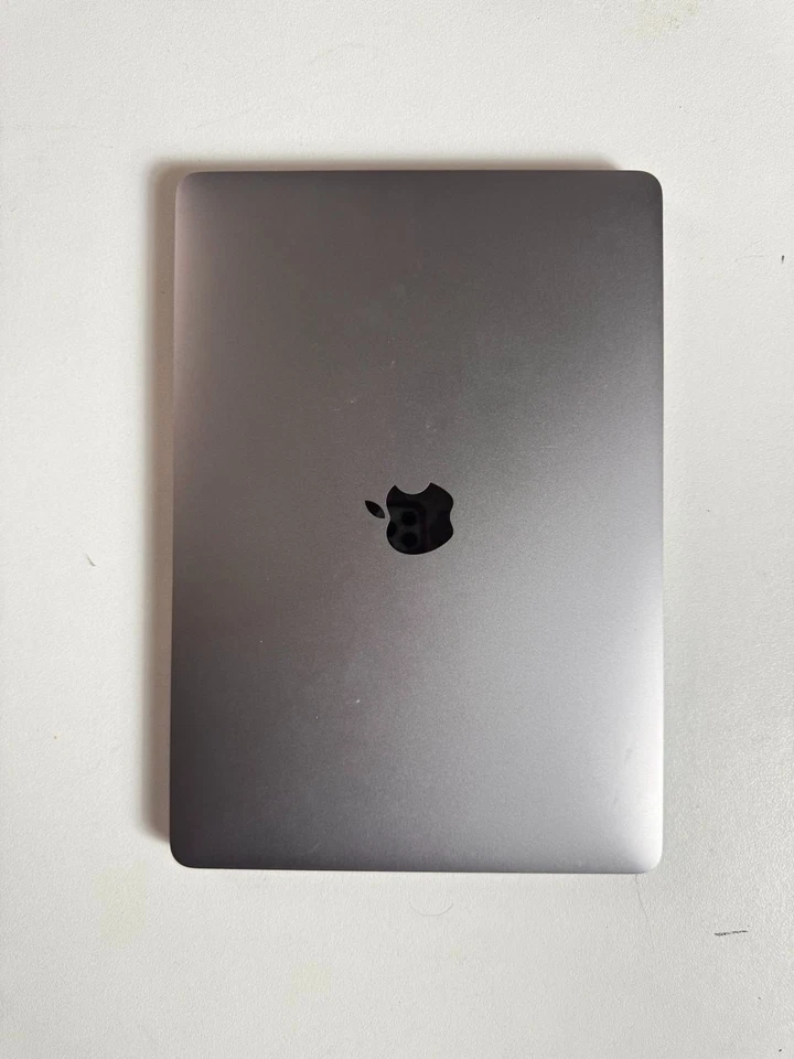Apple MacBook Pro 13" 2020 · i5 · 8GB · 500GB, photo 1 of 5
