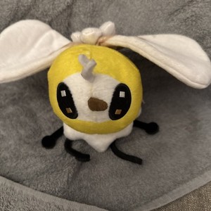 Pokemon Cutiefly Bombydou – Peluche Tomy 2017 – Occasion