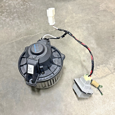 05-16 Land Rover LR3 LR4 Range Rover HVAC Blower Motor Fan Assembly JGC500050